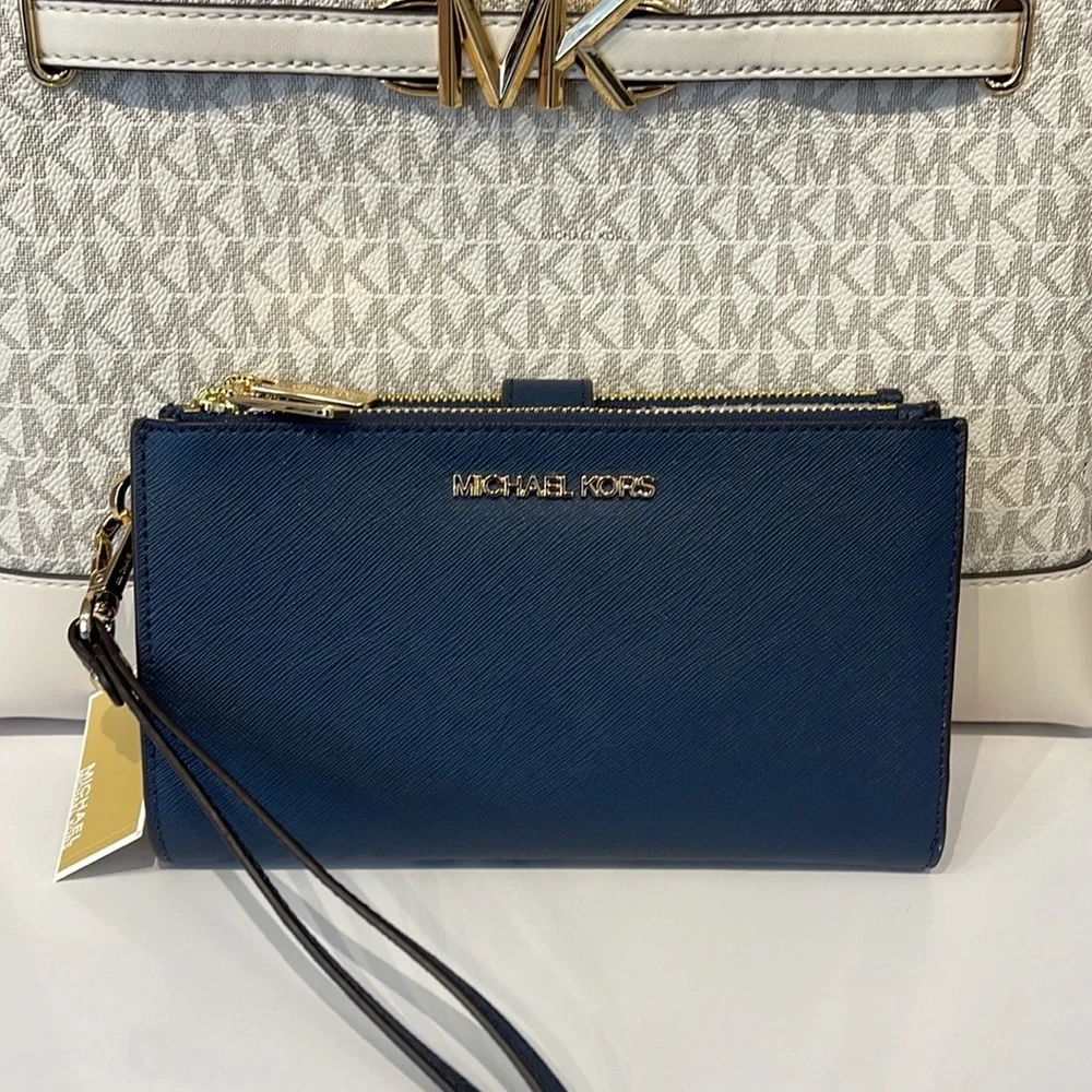 MICHAEL KORS LARGE DOUBLE ZIP WRISTLET WALLET PHONE CASE 
Navy NWT - Picture 3 of 16